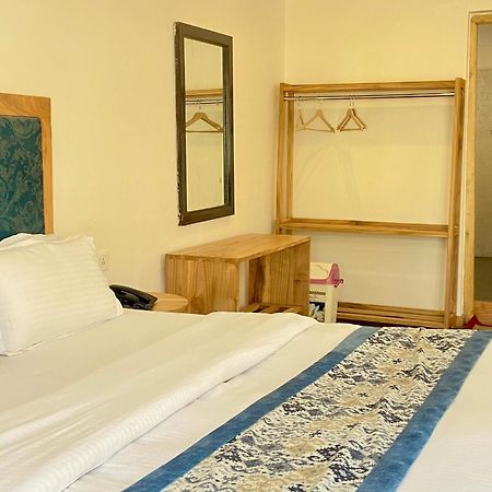 Hotel Palam Hills Лех Екстер'єр фото