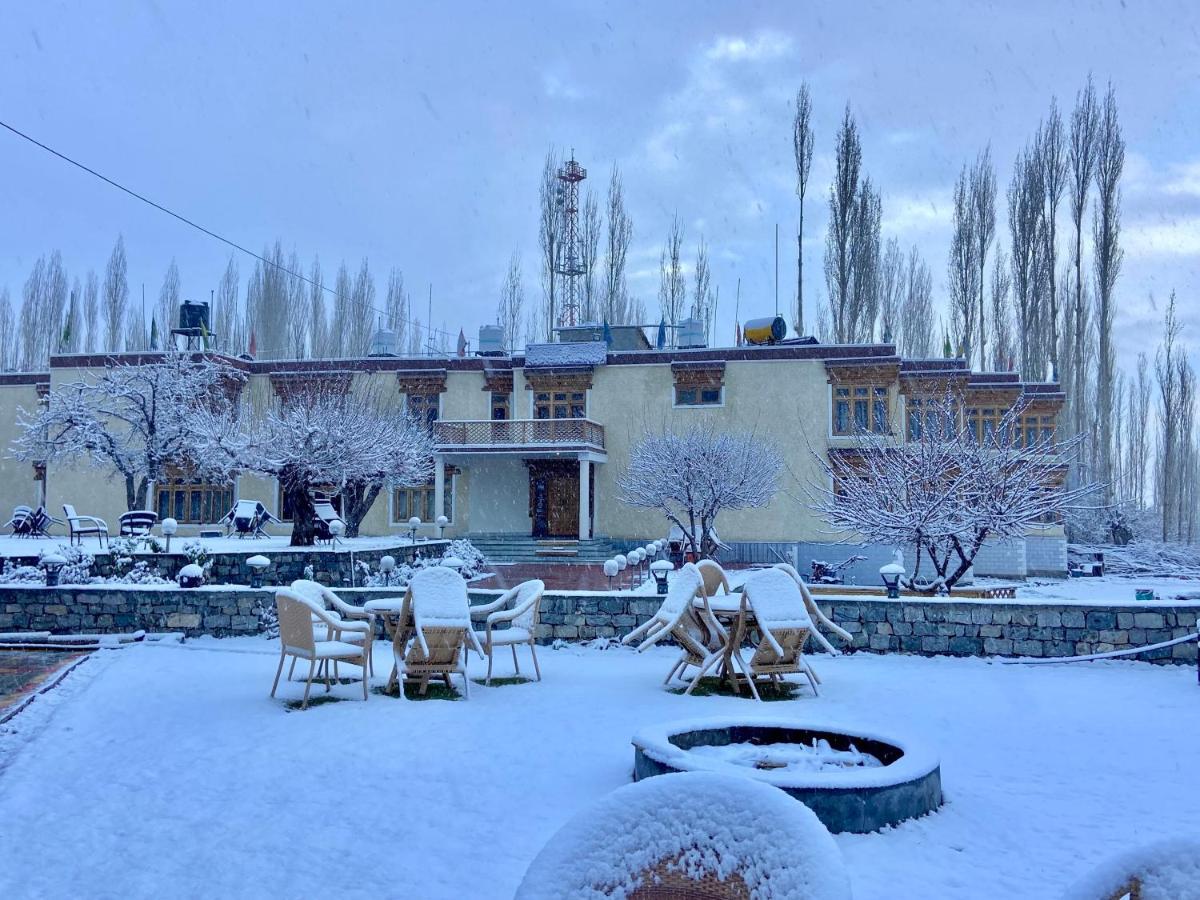 Hotel Palam Hills Лех Екстер'єр фото