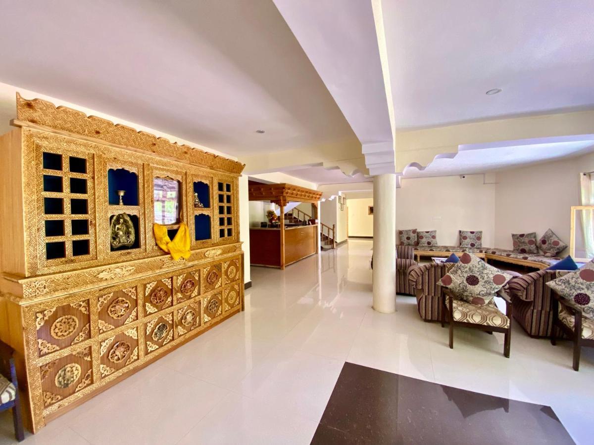Hotel Palam Hills Лех Екстер'єр фото