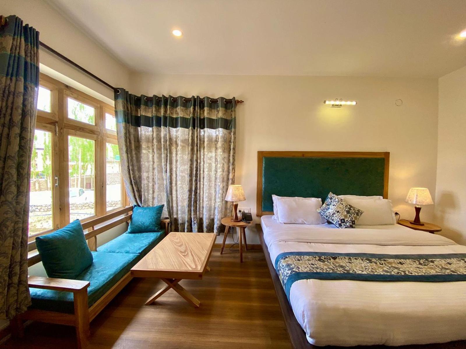 Hotel Palam Hills Лех Екстер'єр фото