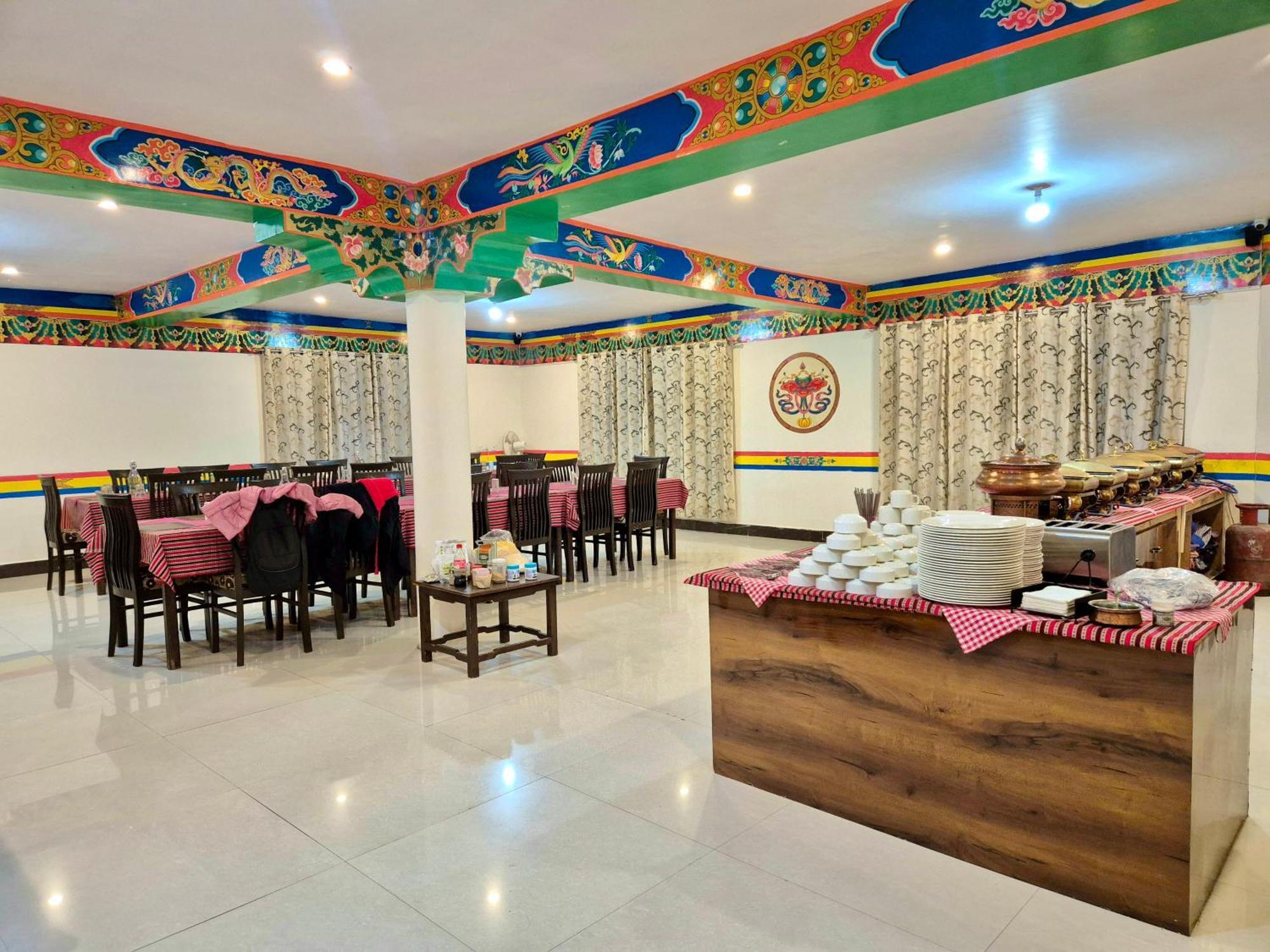 Hotel Palam Hills Лех Екстер'єр фото