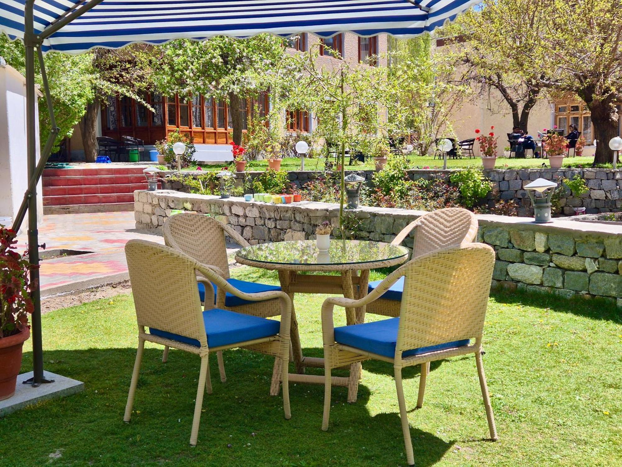 Hotel Palam Hills Лех Екстер'єр фото
